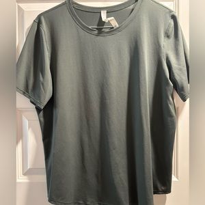 Lulu lemon dri fit shirt